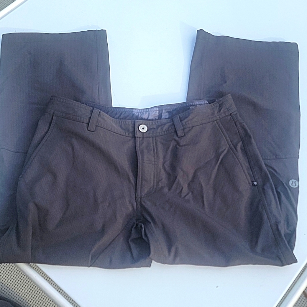 Mens Lululemon slate grey straight leg pants size 34